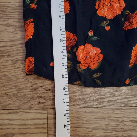 Miss Selfridge midi skirt in bloom floral 12 EUC - Picture 6 of 7